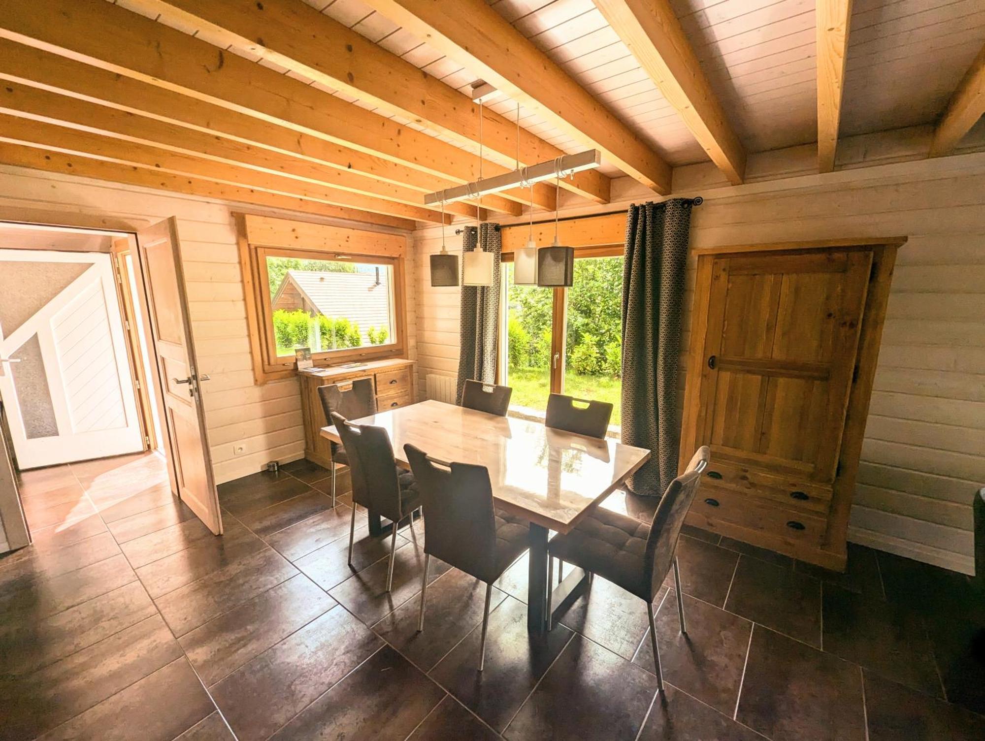Chalet Sauna Jacuzzi 6 Personnes لابْريسْ المظهر الخارجي الصورة