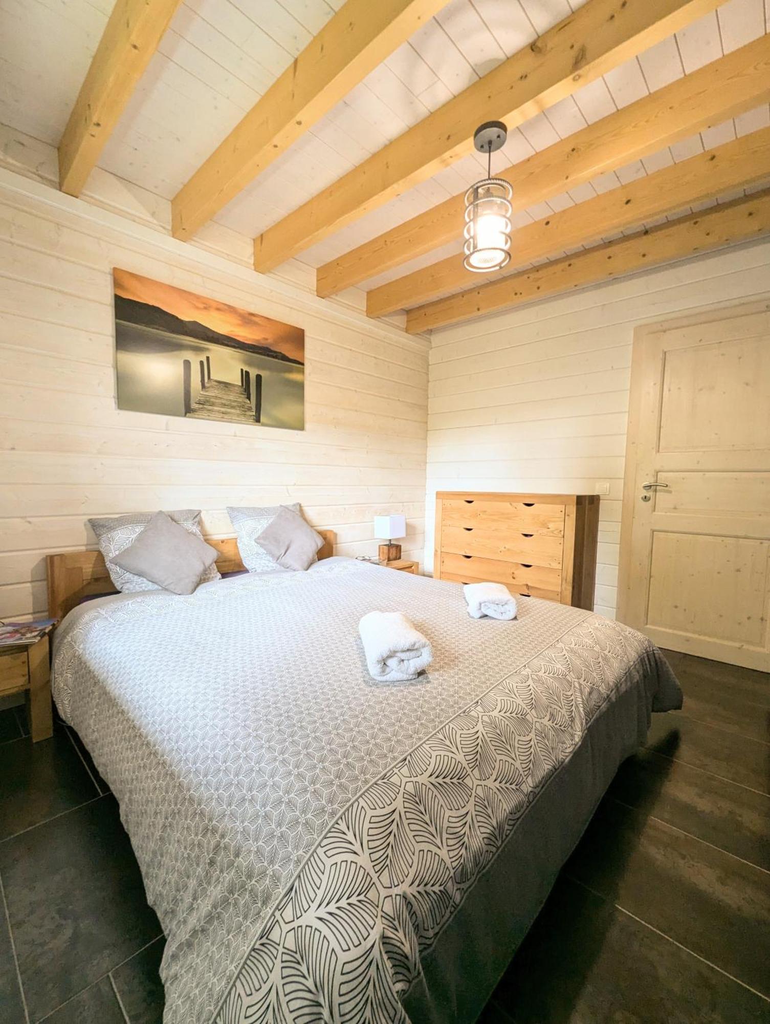 Chalet Sauna Jacuzzi 6 Personnes لابْريسْ المظهر الخارجي الصورة